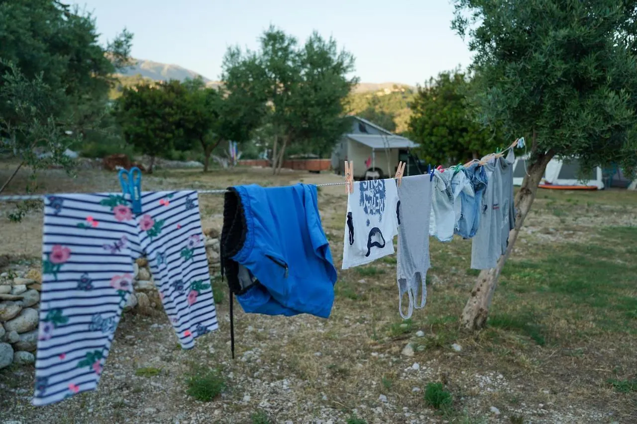 Hotel Moskato Camping Himare Fshat Campingplatz